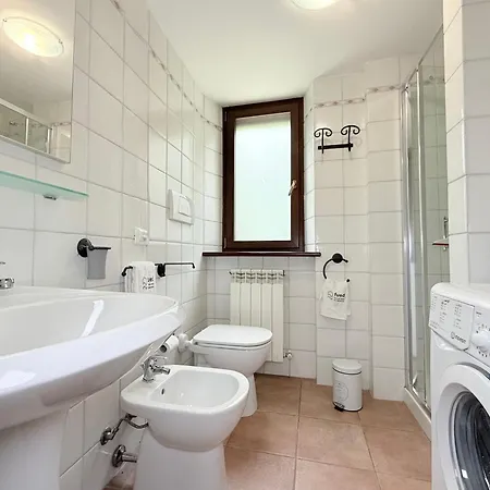 Apartament N318 - Numana, Comodo Bilocale Con Posto Auto Riservato
